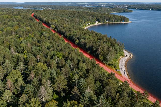 Quebec Halts 400‑km Lower North Shore Highway Plan