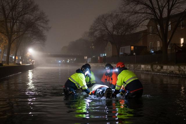 Two Young Adults Rescued from Lachine Canal, Both Critical