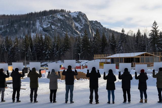 Mont‑Tremblant Officials and Residents Demand Housing Moratorium