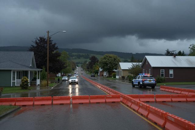 Flash Floods Close Central Avenue and Everett Road