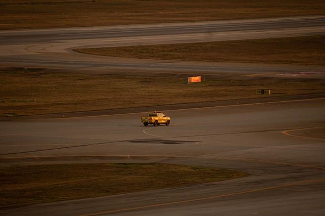 Search Ongoing for Missing Pilot Near Balsam Lake