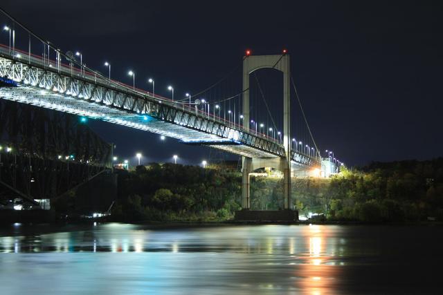 Northbound Lane Closure on Samuel-De Champlain Bridge Causes Major Delays