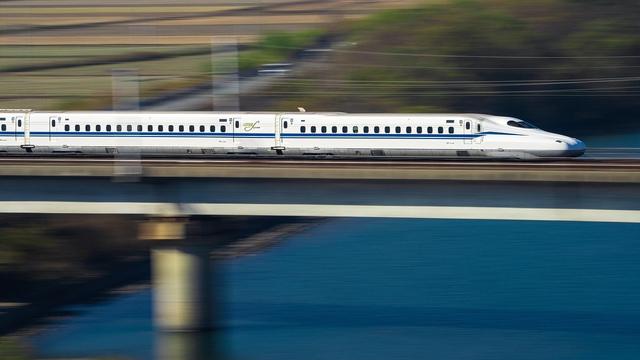 Farmers Warn High‑Speed Rail Could Split Quebec Farm