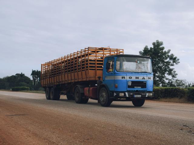 Quebec Introduces New Heavy-Vehicle Safety Guidelines