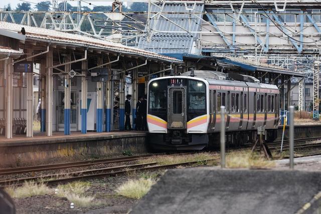 GO Train Strikes Commuter West of Exhibition, Search Ongoing