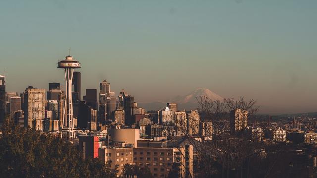 Seattle sees dry, warm start to October with northern rain