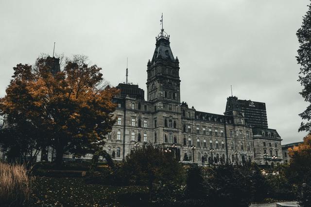 Students Protest Lack of Youth Representation Ahead of Quebec Election