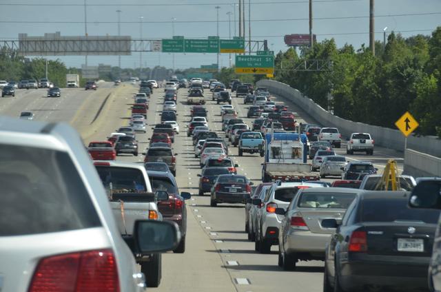 Weekend traffic disruptions expected in Greater Montreal