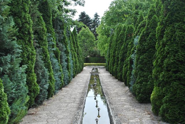 Inspection Finds 85 Issues After Reflecting Pool Renovation