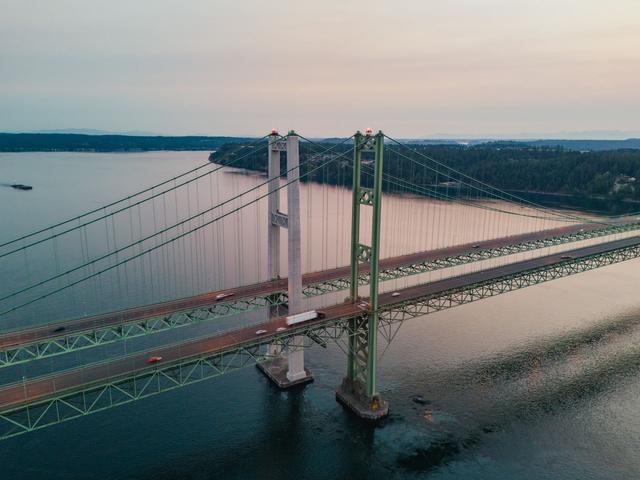 Partial Joint Installed on Tacoma Narrows Bridge